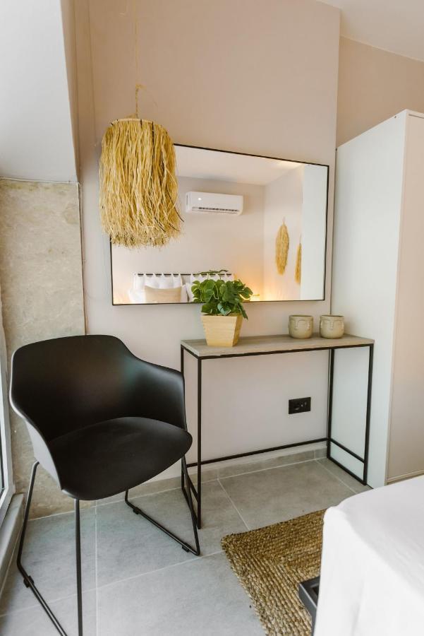 Manolis Loft Apartment, Rhodes Town Родос Экстерьер фото